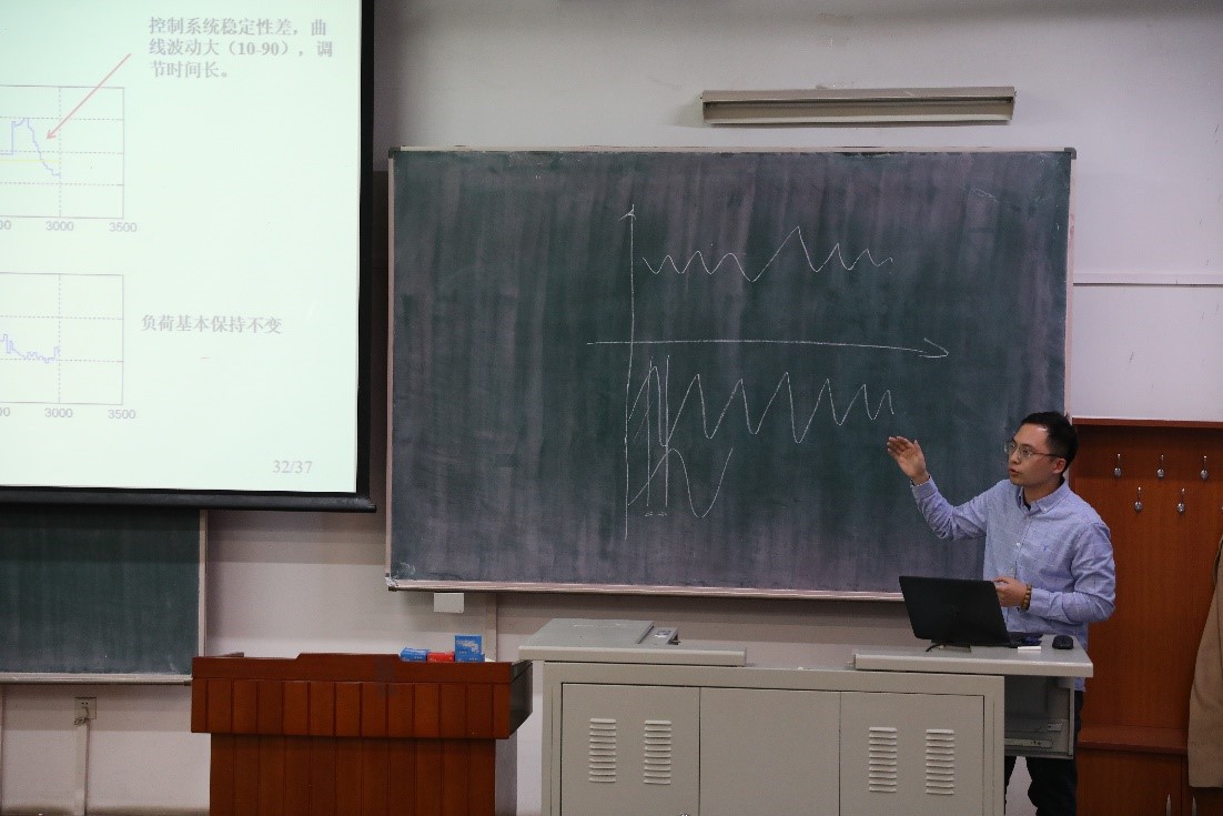 19647e2955f04a9e85c6c0ddd3ab6e1d.jpg 2.jpg