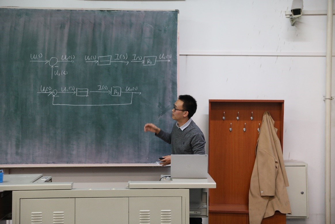 1e89c9d6b89043af91bf2f88c8d6c840.jpg 6.jpg