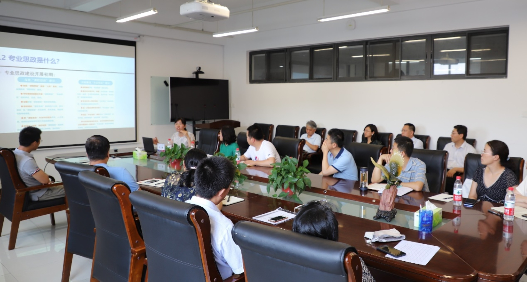 30527a6aec324ac69161e1be9cb5beb8.png ??1.png