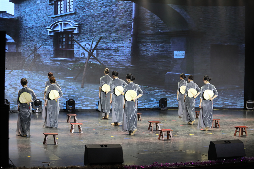 a2fd492ae732458bbbe78bedb3f4cbac.jpg 4.jpg