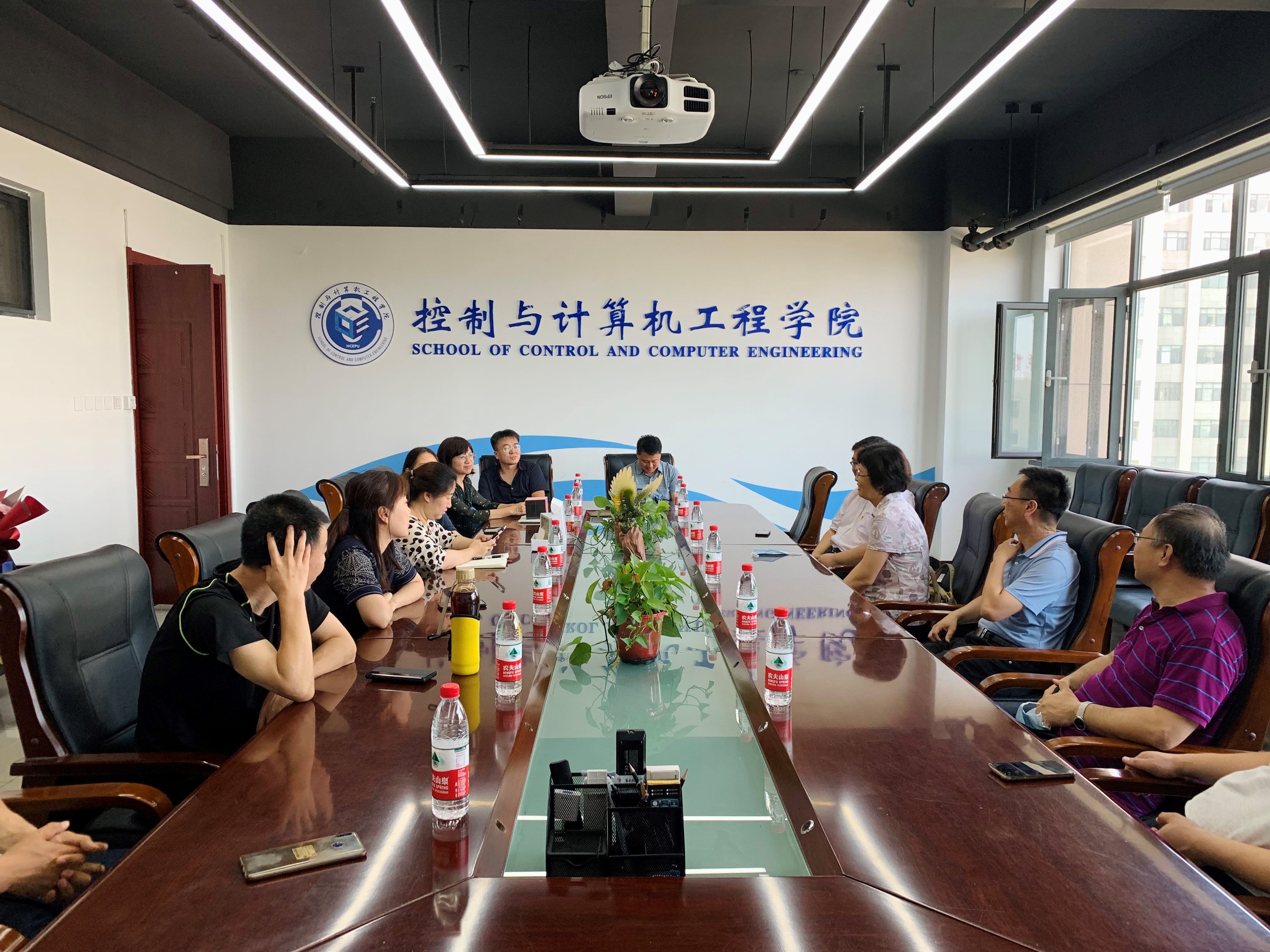 548e0281ec704df2bf621f28897d1b14.jpg 548e0281ec704df2bf621f28897d1b14.jpg