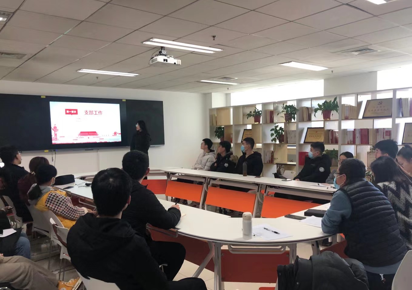 f4e4a11fa60e4e88a41cfb8652e1e1fd.jpeg 1111.jpeg